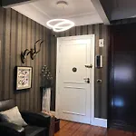 Habitación Grande Y Confortable Con Baño Privado Junto A Guggenheim *