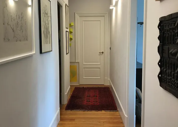 Grande Y Confortable Con Bano Privado Junto A Guggenheim