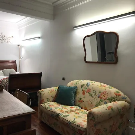 Grande Y Confortable Con Bano Privado Junto A Guggenheim 홈스테이