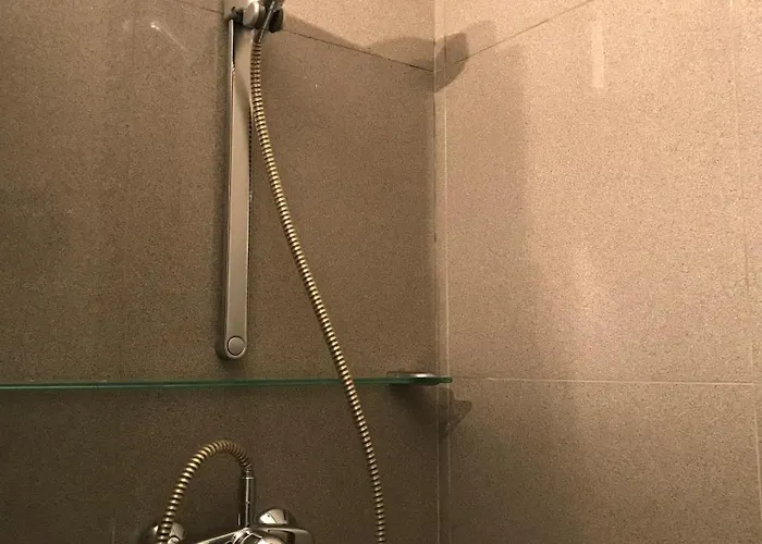 Grande Y Confortable Con Bano Privado Junto A Guggenheim